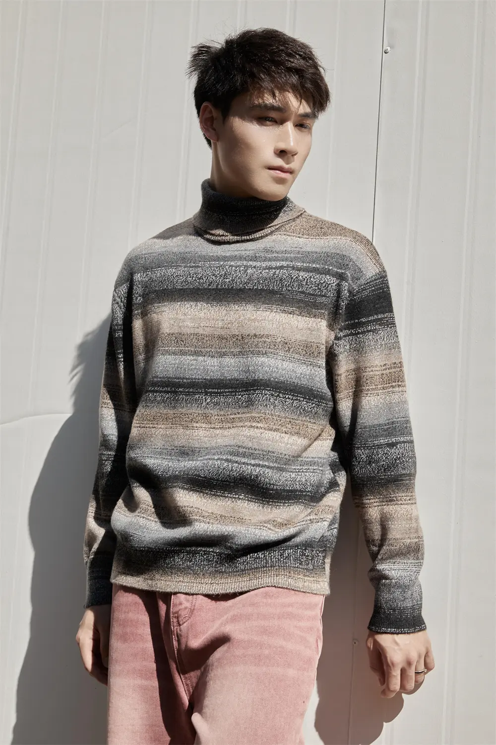 Custom Men's Turtleneck Sweater Manufacturer