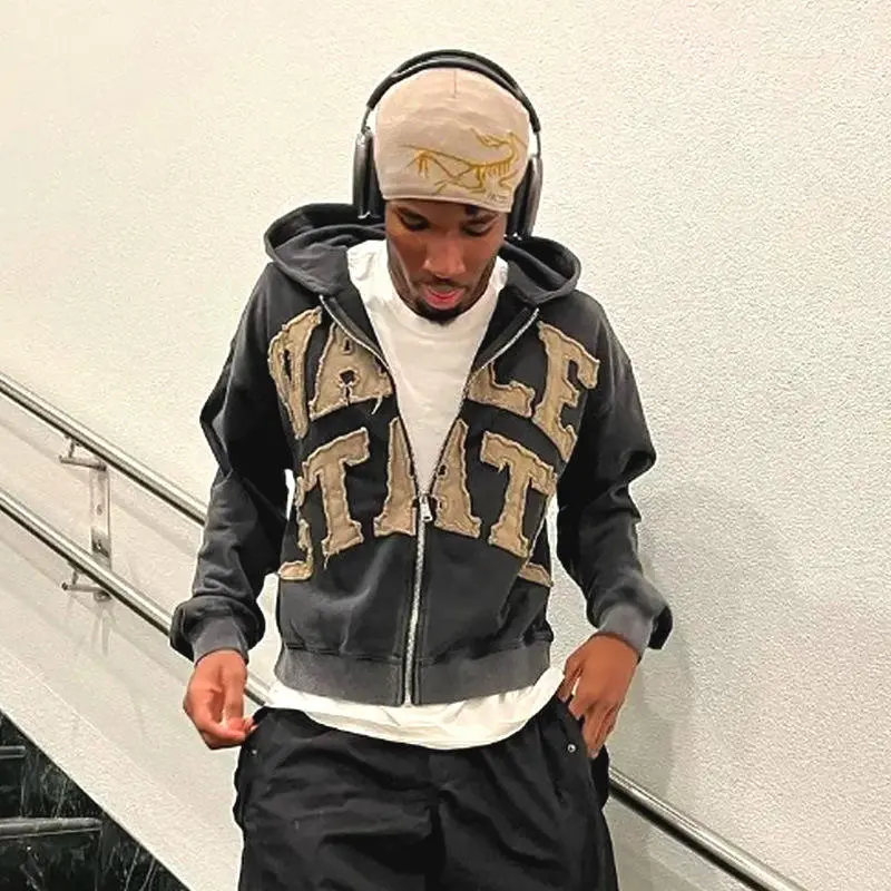 Cloth embroidered hoodie (1)zcf