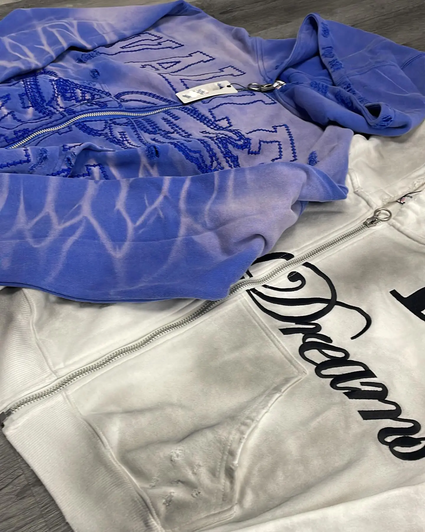 Custom Retro zip-up Hoodies Manufacturers