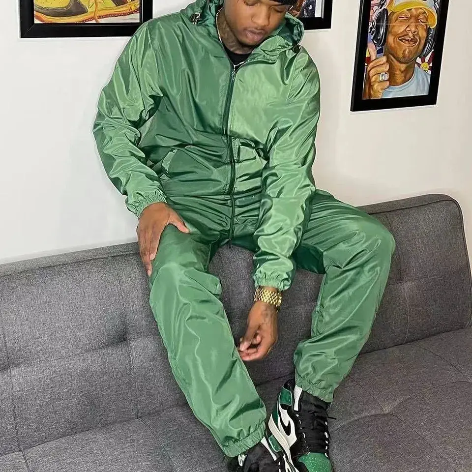 Custom Sport Men Two Piece Jacket Sets (1).jpg