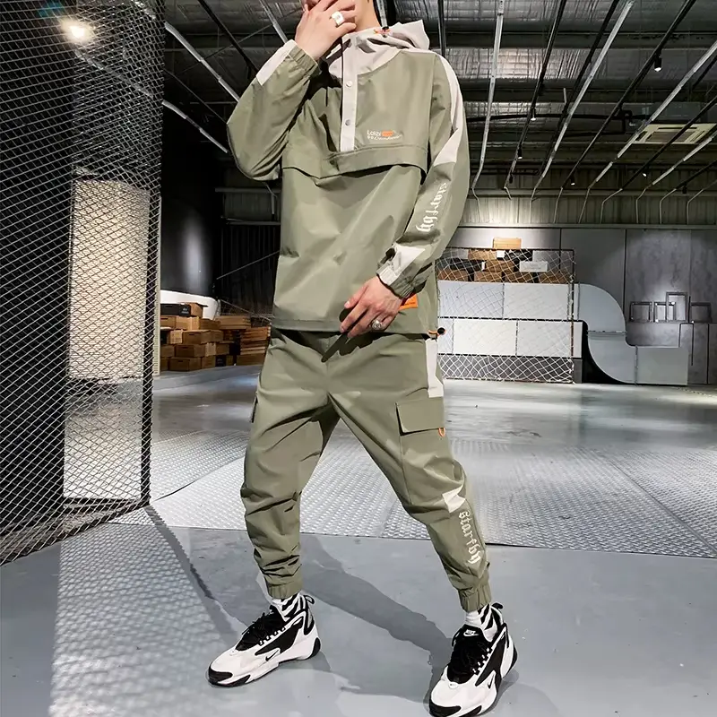 Men's Sports Track Suit (1).jpg