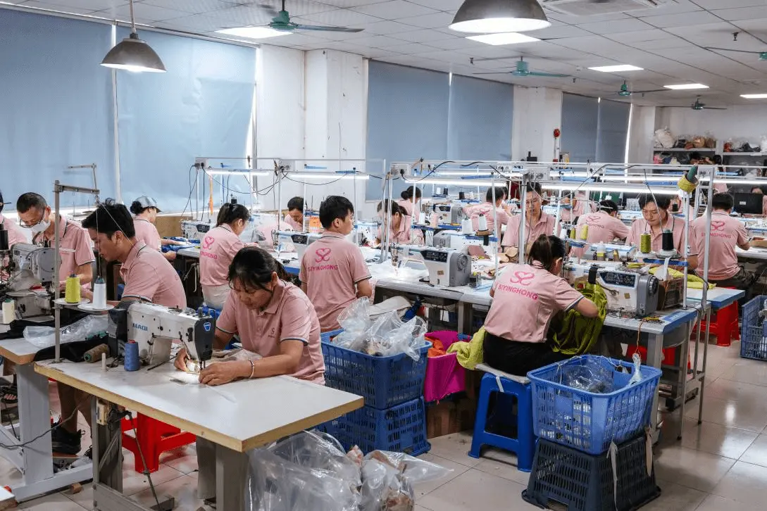 where can i get a custom sweater made