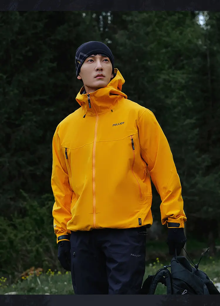 Hiking jacket for men (5).jpg