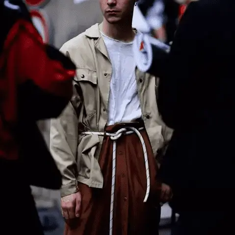 Some people think it soil, some people love it Man, "hunting jacket" is a what kind of existence?